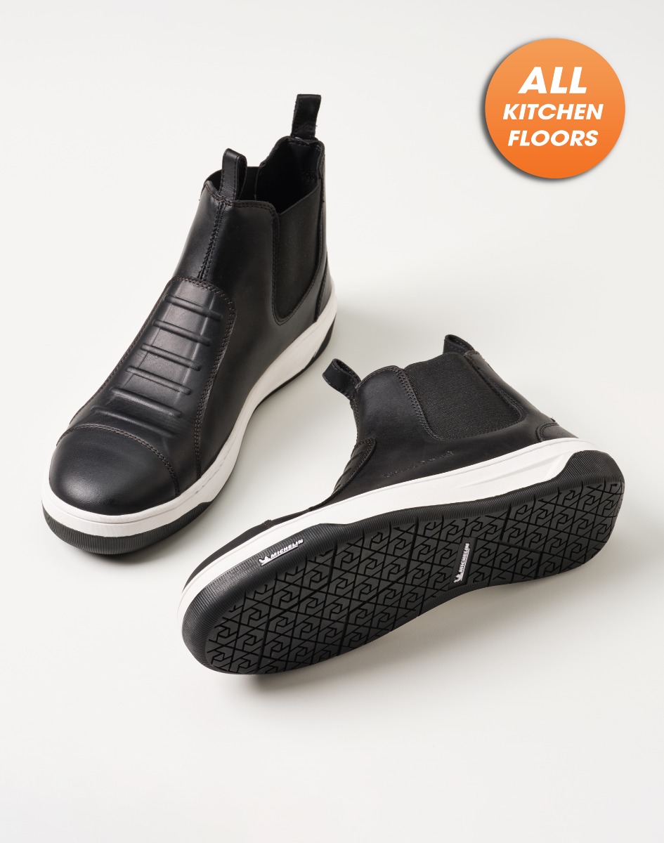 Footwear MX Pro Magister Mid Black